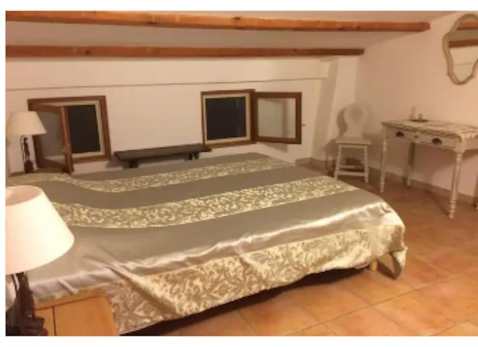 Petit Coin De Paradis En Provence Aups Extérieur photo