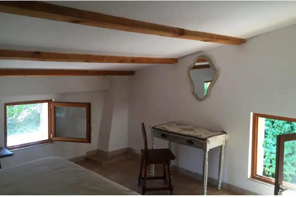 Petit Coin De Paradis En Provence Aups Extérieur photo