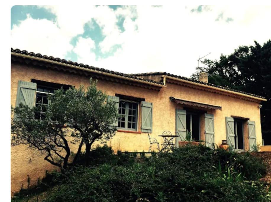 Petit Coin De Paradis En Provence Aups Extérieur photo